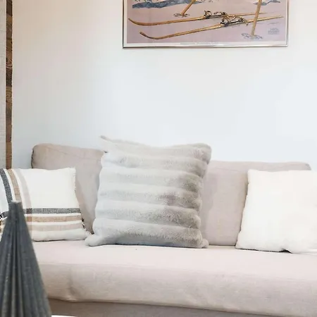 Cosy 4 Pers Renove Au Coeur De Avec Acces Aux Pistes - Fr-1-545-49 Apartment Val Thorens