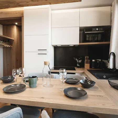 Cosy 4 Pers Rénové Au Cœur De Avec Accès Aux Pistes - Fr-1-545-49