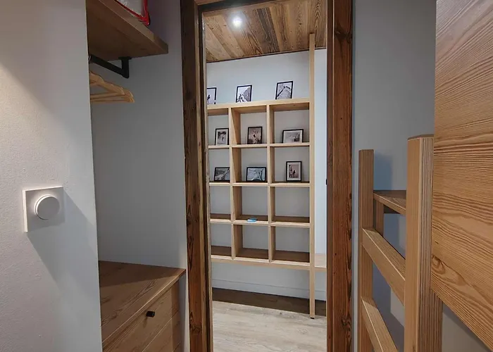 Cosy 4 Pers Rénové Au Cœur De Avec Accès Aux Pistes - Fr-1-545-49 * Val Thorens